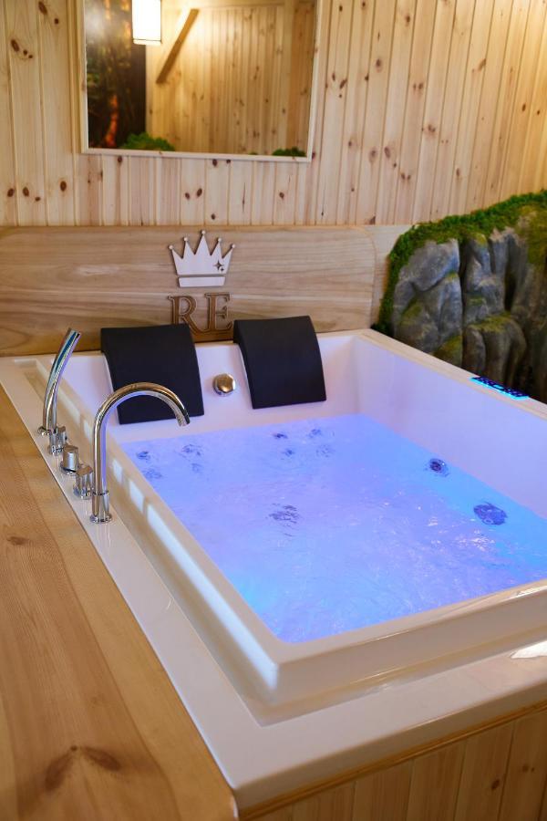 Rent Room Japaroom Anguillara Sabazia Bagian luar foto
